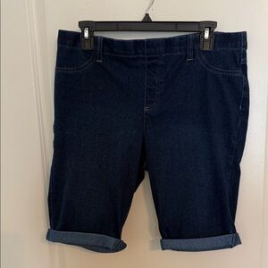 Serra Aldi Women’s Dark Blue Denim Stretchy cuffed Shorts Large